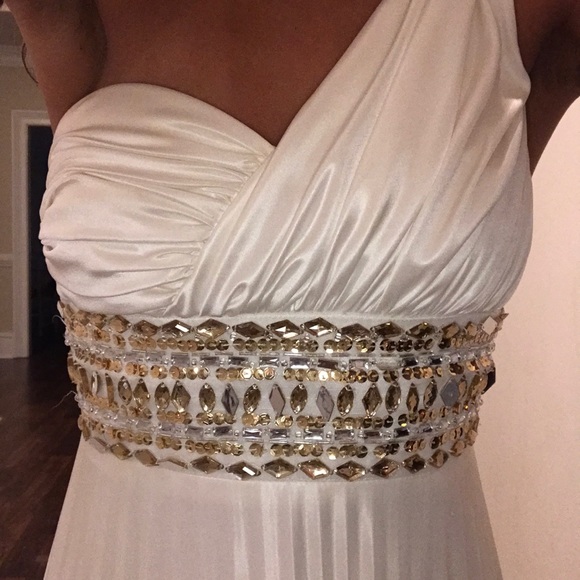 White prom dress - Picture 3 of 6